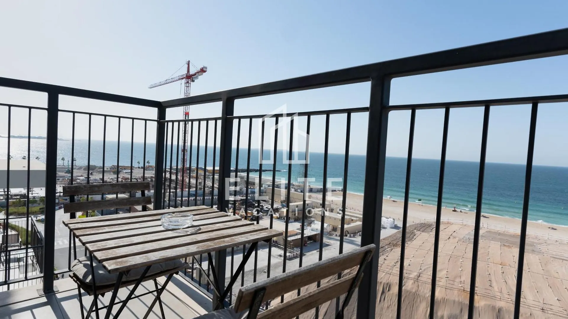 Marvelous 1 Bedroom With Sea Views Dubai